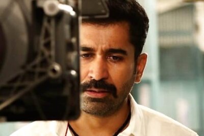 Vijay Antony's Wife Fatima In Tears At Daughter Meera's Funeral: 'You Could Have Said A Word...'