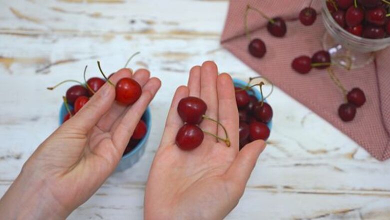 How to Eat Cherries