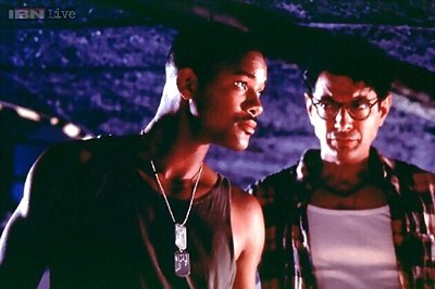 'Independence Day' sequel pushed back to 2016