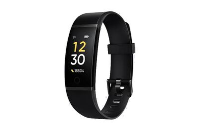 Realme Band Re-Launched in India With Enhanced Brightness, Updated Software And More