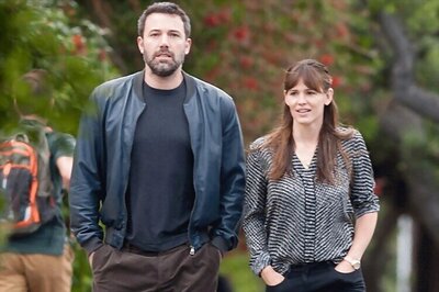 It's official: Ben Affleck, Jennifer Garner announce plans to divorce