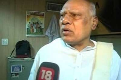 No directions to move Telangana resolution: Rosaiah