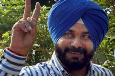 No laughing matter, Navjot Sidhu hits worst form