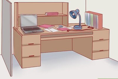 How to Turn Your Office Cubicle Into Your Personal Sanctuary