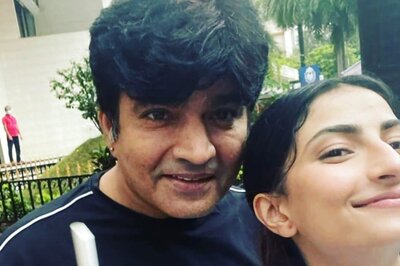 Shweta Tiwari's Ex-Husband Raja Chaudhary Posts Birthday Selfie With Daughter Palak, See Pic