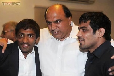 Padma Bhushan for wrestling coach Satpal; Padma Shri for Sardar, Sindhu