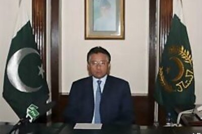 Musharraf rejects reports about his resignation