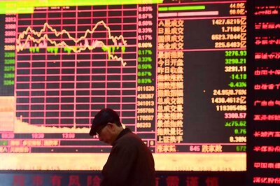 Asian Markets Tumble as Trump Tariffs Spark Trade War Fears