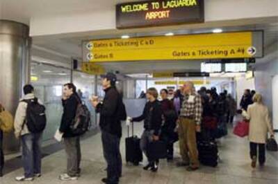 US airport screening secrets posted online