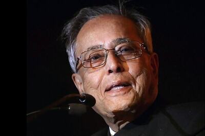 Pranab asks public sector banks to manage NPAs