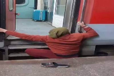 Bhopal Man’s Attempt To Pick Slippers From Tracks Is What Makes Him A 'Railway Man'