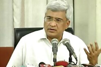 CPM backs Prachanda, says Indo-Nepal should be reviewed