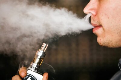 E-cigarette Smokers! Vaping May Not Stain Teeth