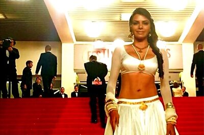 Cannes 2013: Sherlyn Chopra wears a white 'lehenga' on the red carpet