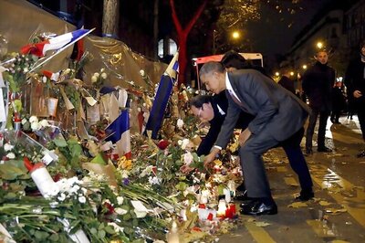 Barack Obama, Francois Hollande pay respects to Paris attack victims