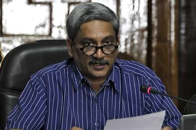 Small Group Holding Majority to Ransom in Kashmir: Manohar Parrikar