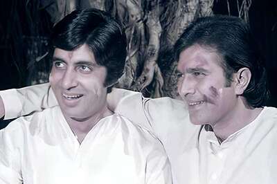 When Rajesh Khanna Took Jibe at Amitabh Bachchan for Wearing Saree in Mere Angne Mein: 'All The Money...'