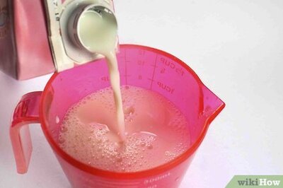 How to Make a Hot Chocolate Milkshake