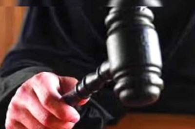 'How Did HC Enter Astrology Area...': SC Stays Order Seeking Report on Victim's 'Manglik Status' in Rape Case