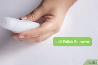 How to Remove Nail Polish from Acrylic Nails Without the Nails Coming Off