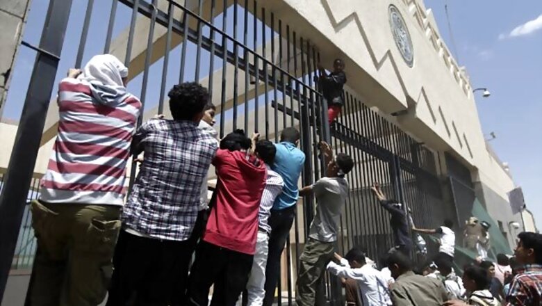 US embassies attacked in Yemen, Egypt