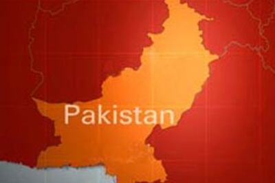 Four killed, 10 injured in Pak blast