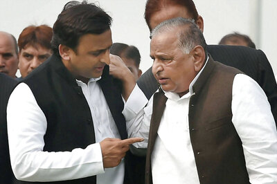 Difference of Opinion Between Akhilesh, Mulayam Natural for a Democratic Party, Says Chaudhary