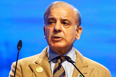 No Authority Over Army? Amid Economic Crunch, PM Shehbaz Appeals to Armed Forces to Cut Down Expenses