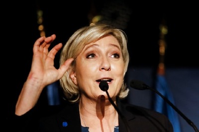 EU Lawmakers Consider Lifting Marine Le Pen's Immunity Over Tweets