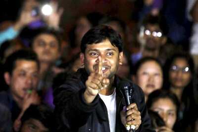 Kanhaiya Kumar Joins Students and Locals in Jamia to Protest against Citizenship Act