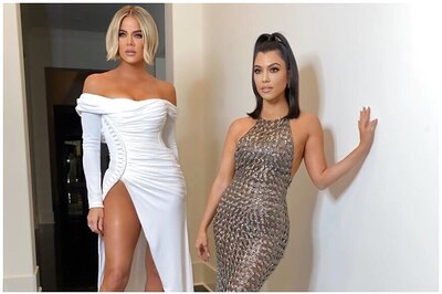 Khloe Kardashian Tweets About Kourtney 'Ruining' Her Night at The Oscar's After Party