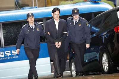 Samsung Heir Lee Seeks 12 Years Jail in Corruption Case