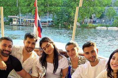 Janhvi Kapoor, Nysa Devgn, Varun Dhawan, Natasha Dalal Bond Over Lunch In Amsterdam, See Pics