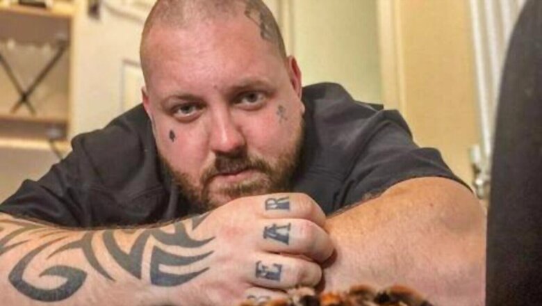 Meet Real-Life ‘Spider-Man’ Aaron Who Collects Tarantulas To Improve His Mental Health