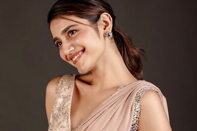 Priya Prakash Varrier Shows How To Ace Minimalist Look In Simple Beige Saree