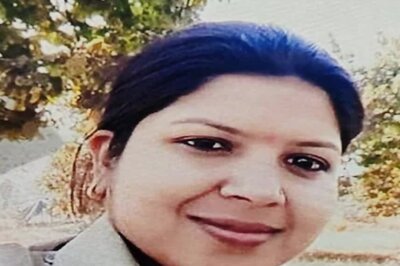 Female CID Officer, Missing for 9 Months, Found Selling Flowers in Varanasi