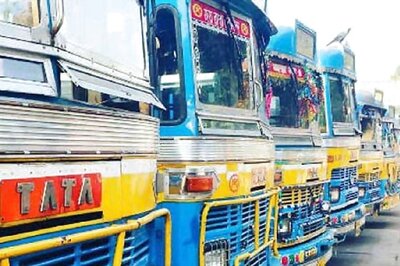 West Bengal: Private Bus Operators Push For PPP Model To Save Old Buses