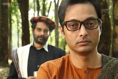 Sujoy Ghosh to not act in any film after Rituparno's 'Satyanweshi'
