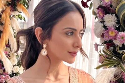 Rakul Preet Singh Soaks In The Winter Sun In Peach-pink Lehenga