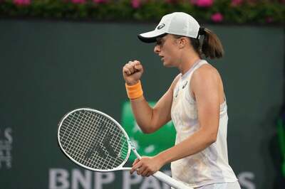 Iga Swiatek Powers Past Emma Raducanu and into Indian Wells Quarter-finals