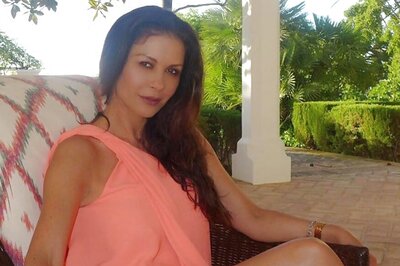 Catherine Zeta-Jones Dances on Om Shanti Om Song, Watch Here