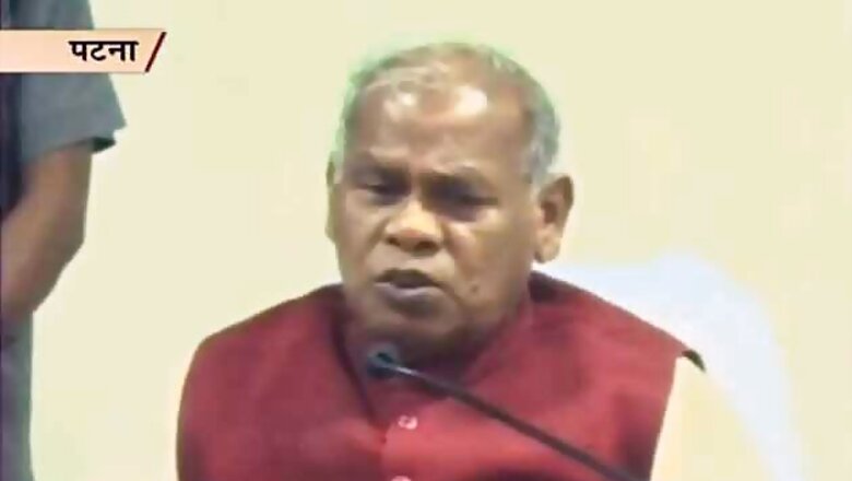 Bihar ministers learn to operate tablet computers
