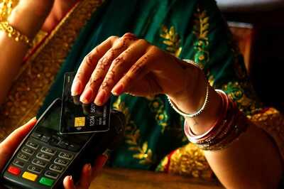 Service Charge Levied by Restaurants is Legal in India? Here Is What We Know