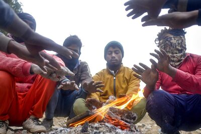 Delhi Chillier Than Dharamsala, Nainital as Cold Wave Continues to Grip North India | Full Details