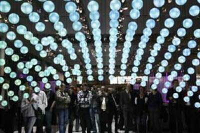 IBM plans cloud computing services for 2009