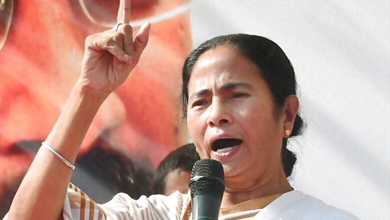 Mamata Writes to Javadekar Over Irregularities in NEET