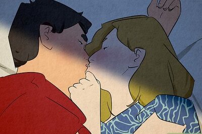 Eye Contact During Sex: An Expert-Backed Guide