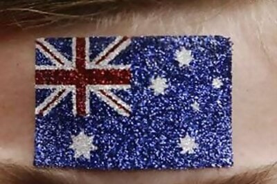 Oz police officers in racist emails row