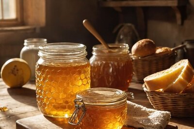 Jaggery Vs Honey: What’s Better For Weight Loss?