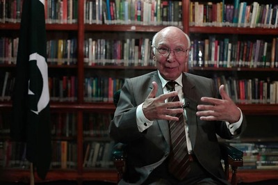India Focus of Pakistan's Foreign Policy, Says Sartaj Aziz